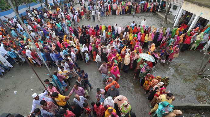 चुनावी रंग